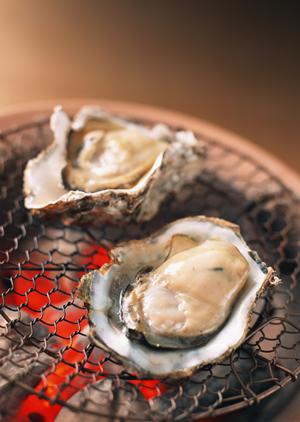 「かまどか 上野店」 – 鶏素揚げ・肴・釜めしの魅力